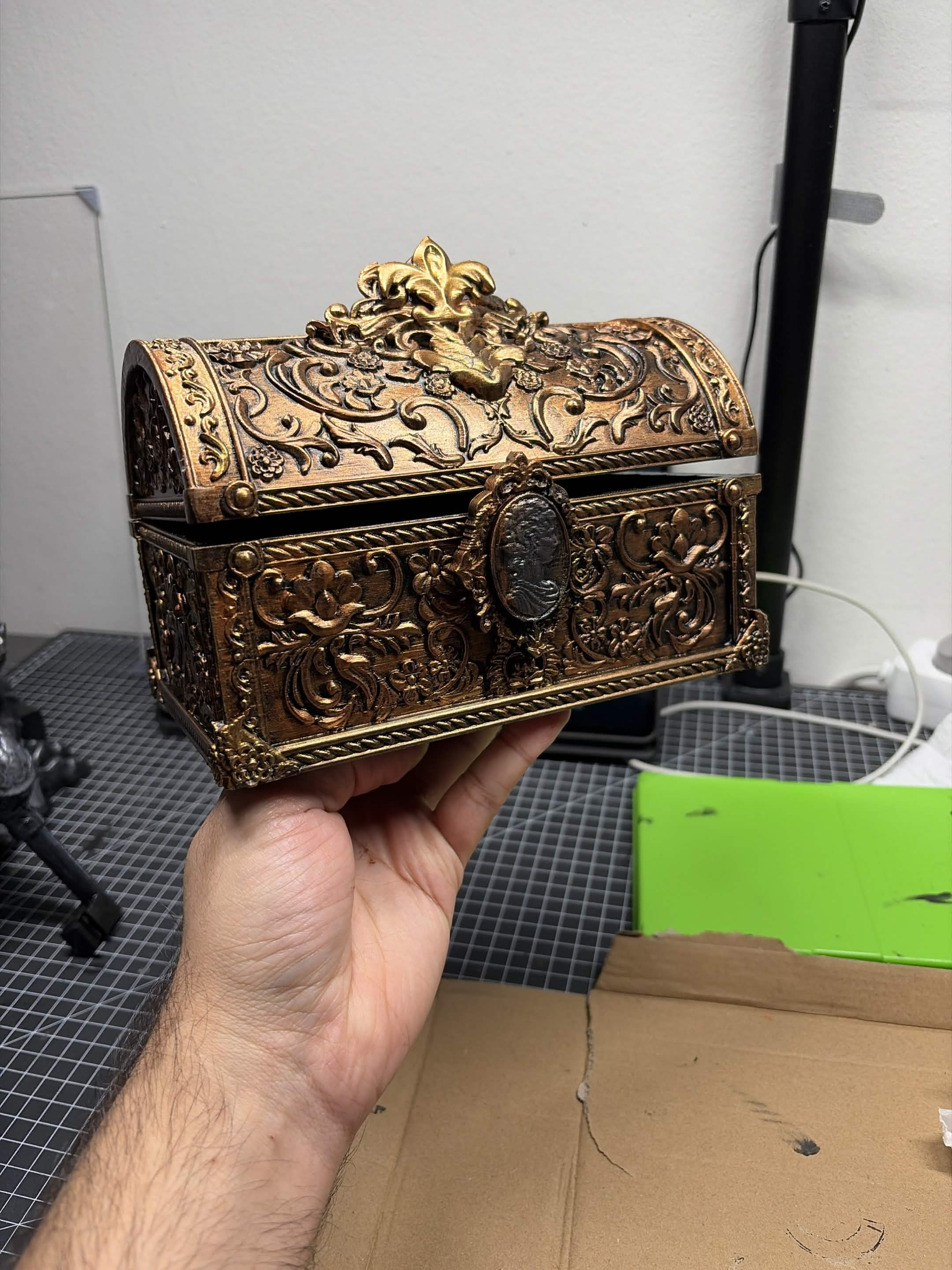 Legendary Treasure Chests: Renaissance Chest 模型预览图 2