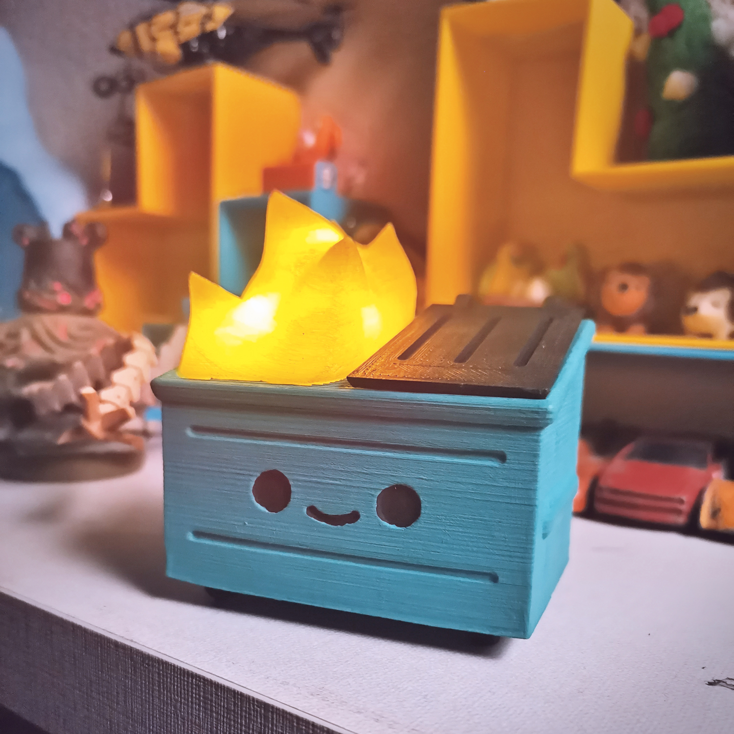 Cute Dumpster Fire Light 模型预览图 1